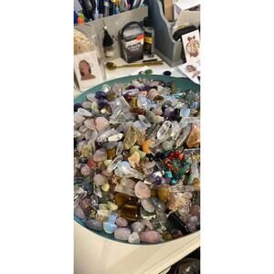 Surprise scoop of crystal confetti - 1/4cup